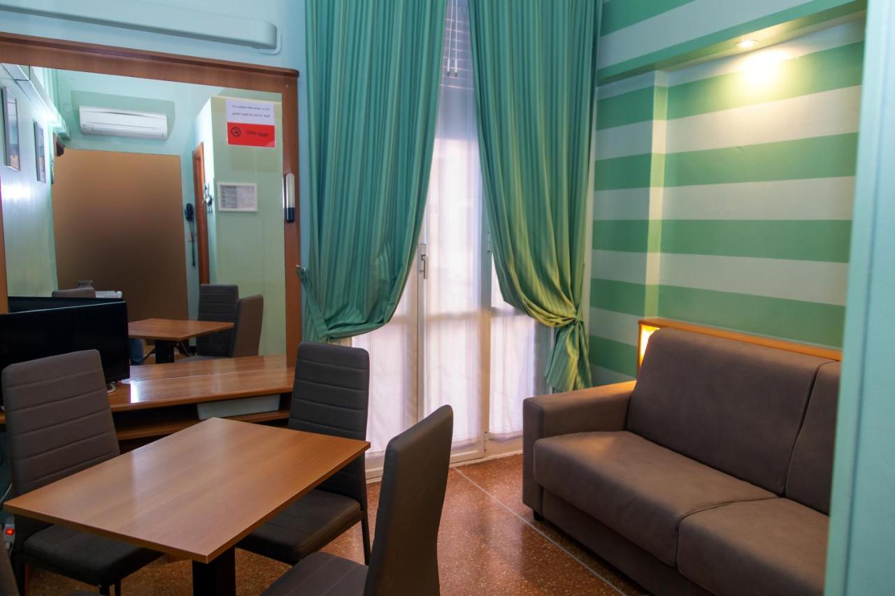 Albergo Glory Borghetto Santo Spirito Exteriér fotografie