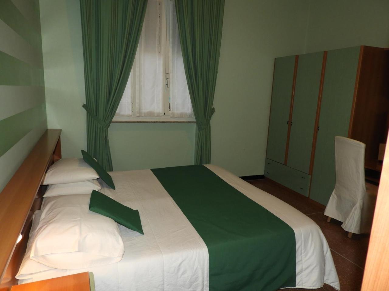Albergo Glory Borghetto Santo Spirito Exteriér fotografie